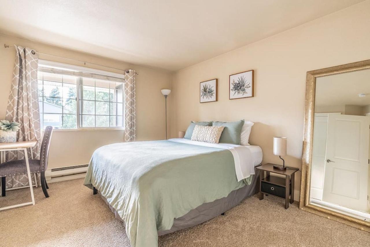 Modern And Spacious Apartment- Gym, Wifi, Free Parking Seattle Kültér fotó